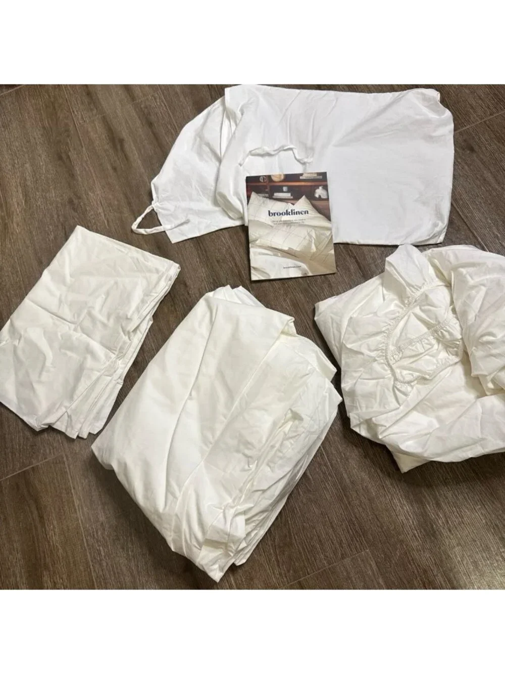 Brooklinen classic core Queen size fitted sheet duvet cover standard pillowcase